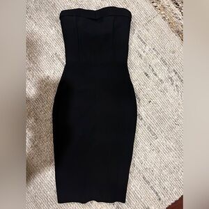 Elegant Black Strapless Dress